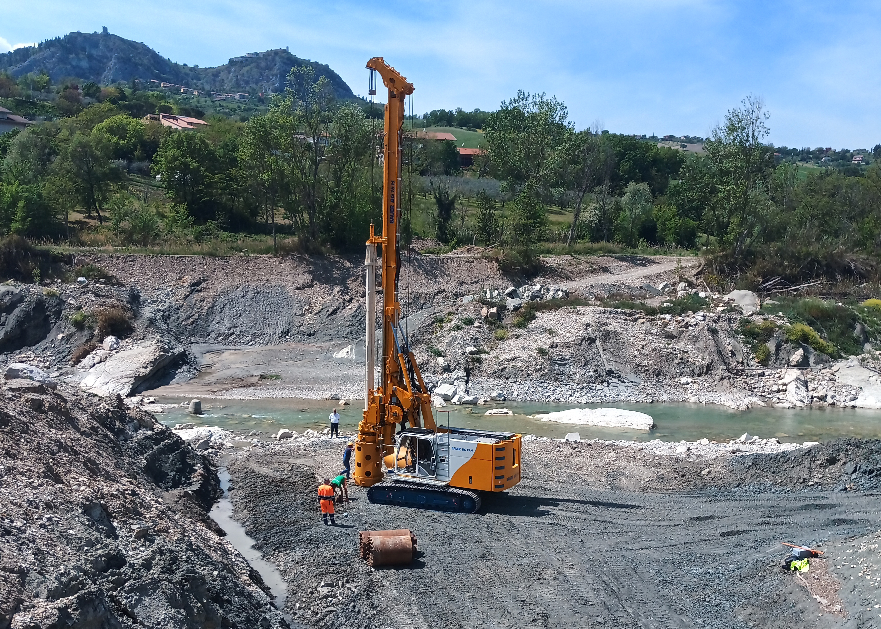 Drilling Rigs with H-kinematics | BAUER Equipment Australia Pty.Ltd.